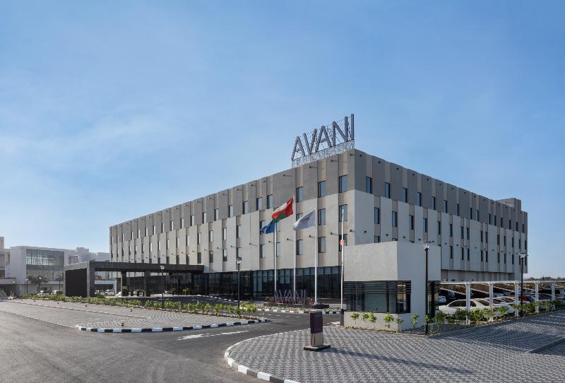 Maani Muscat Hotel & Suites