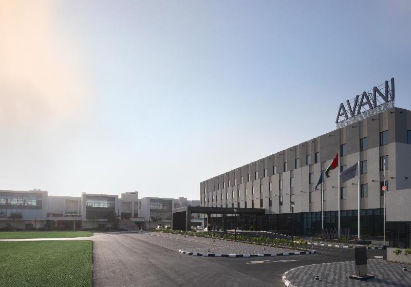 Maani Muscat Hotel & Suites