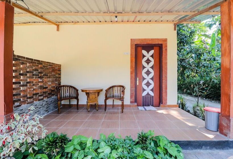 ペンション Omah Rohadi Syariah By Ndalem Beong