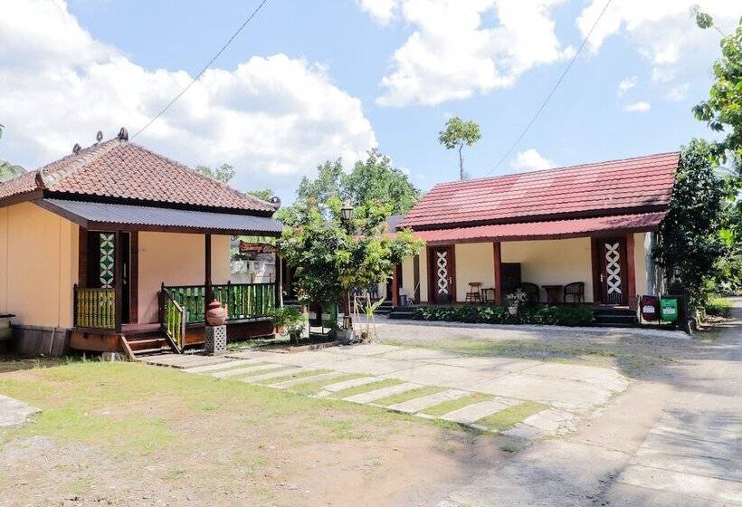 ペンション Omah Rohadi Syariah By Ndalem Beong