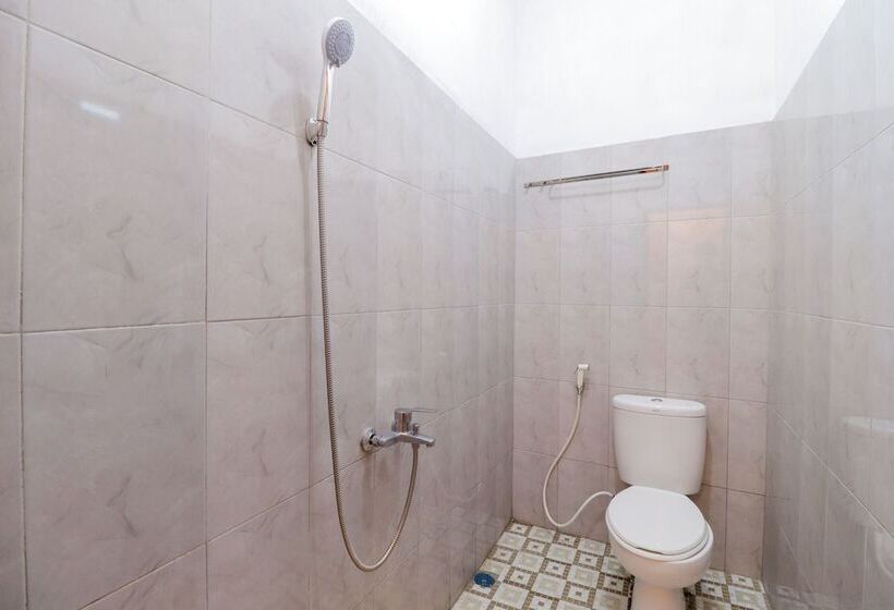 ペンション Omah Rohadi Syariah By Ndalem Beong