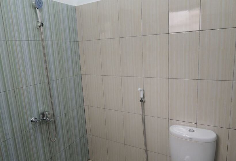 פנסיון Penginapan Wardi Syariah Borobudur By Ndalem Beong