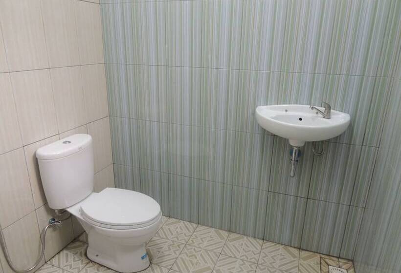 פנסיון Penginapan Wardi Syariah Borobudur By Ndalem Beong