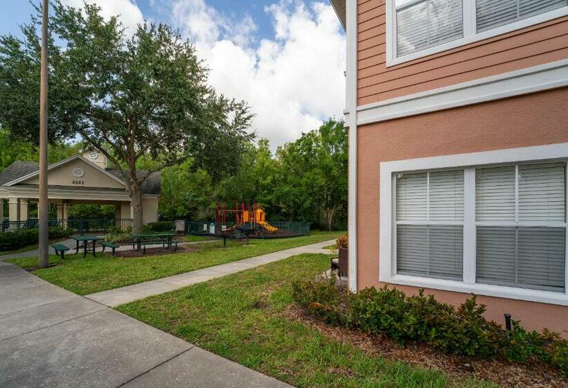 Perfect For Family, Wake Up Next To The Pool!