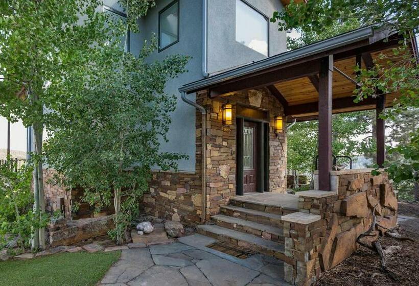 1234 Skyline Bayfield