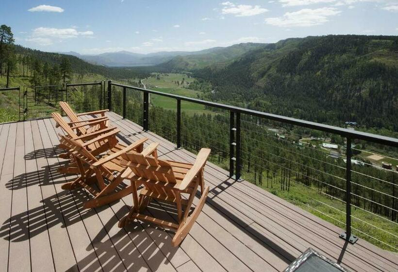 1234 Skyline Bayfield