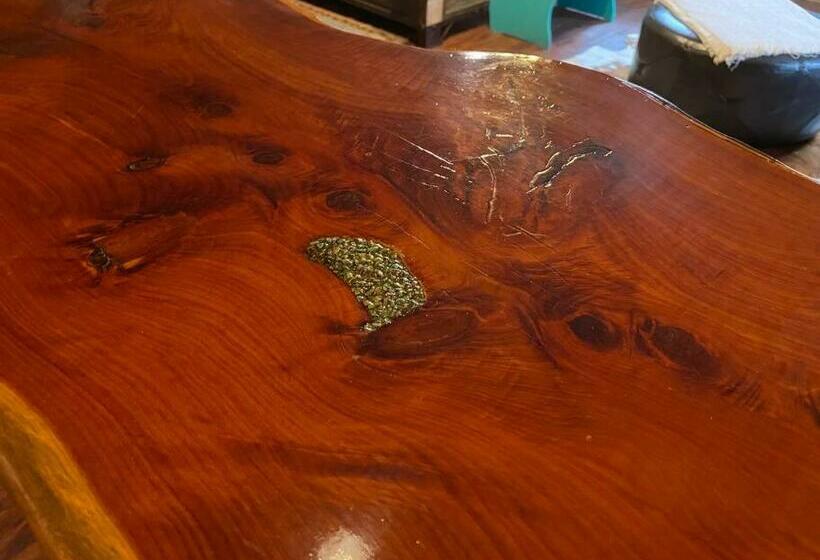 8th St. Cowboy Haus I Biker Friendly I River