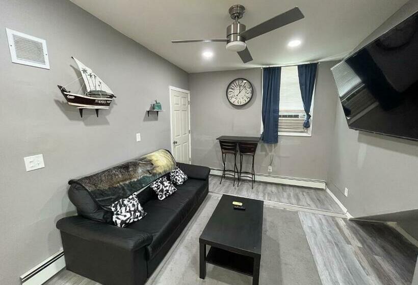 Apartment Near Airport