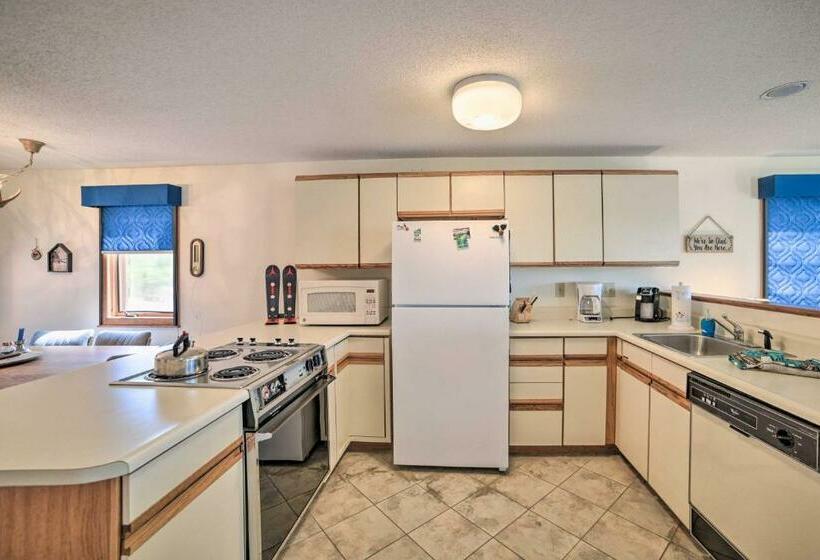 Cozy Campton Townhome With Sprawling Mtn Views