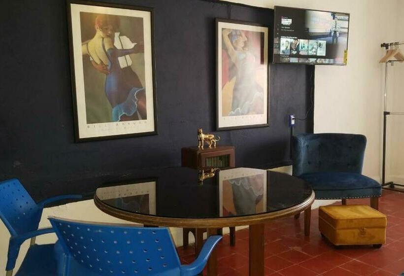 Departamento En Renta, Para 1 O 2 Personas