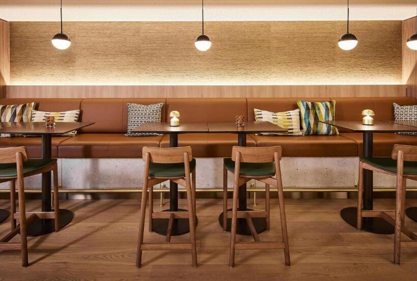 Adina Apartment Hotel Dusseldorf