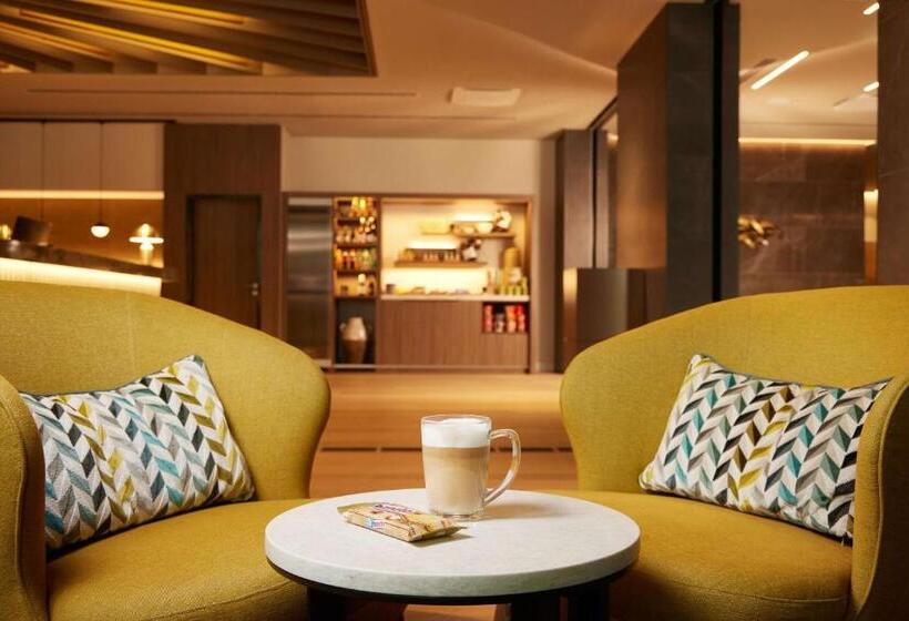 Adina Apartment Hotel Dusseldorf