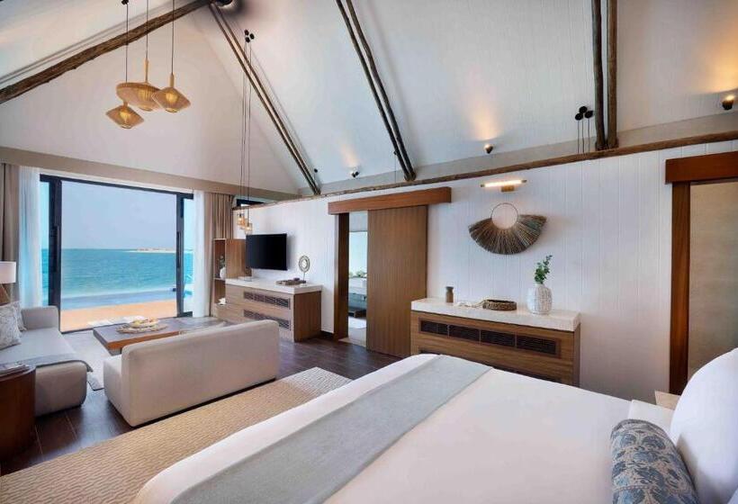 Отель Anantara World Islands Dubai Resort