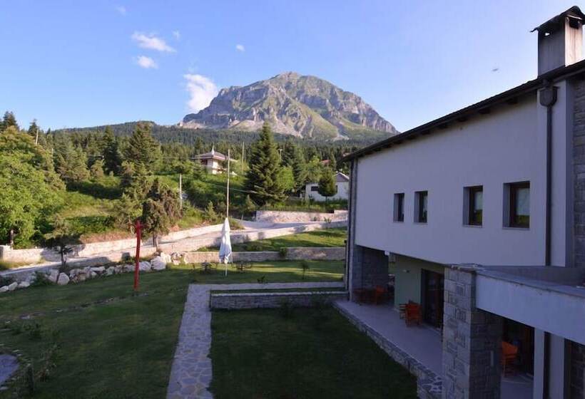 هتل Anavasi Mountain Resort