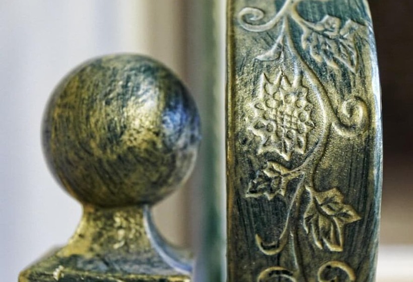 هتل Anavasi Mountain Resort