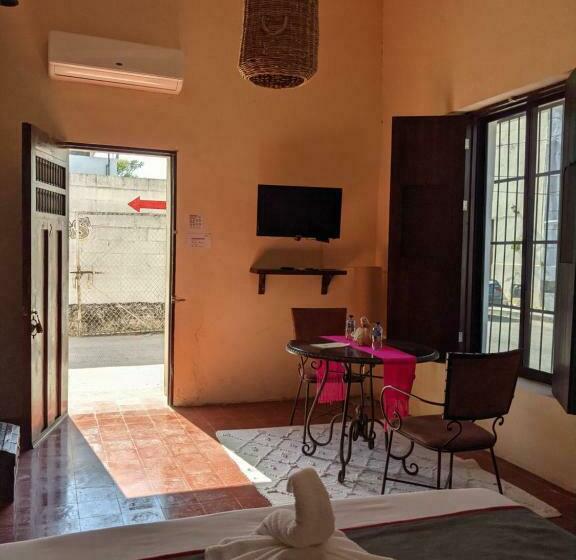 ホテル Casa Aluxes