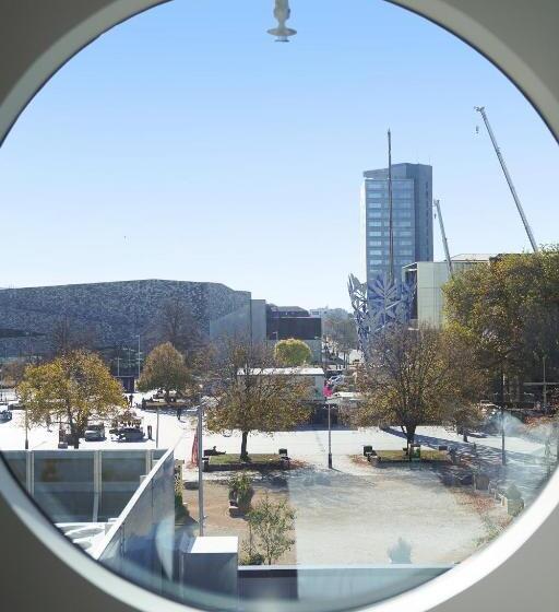 فندق Christchurch City