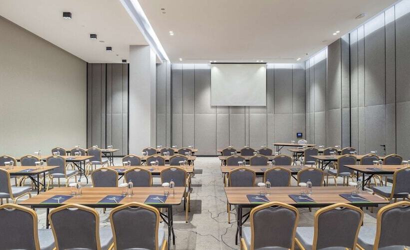 هتل Doubletree By Hilton Canakkale