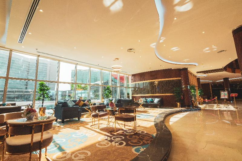 Отель Golden Ship