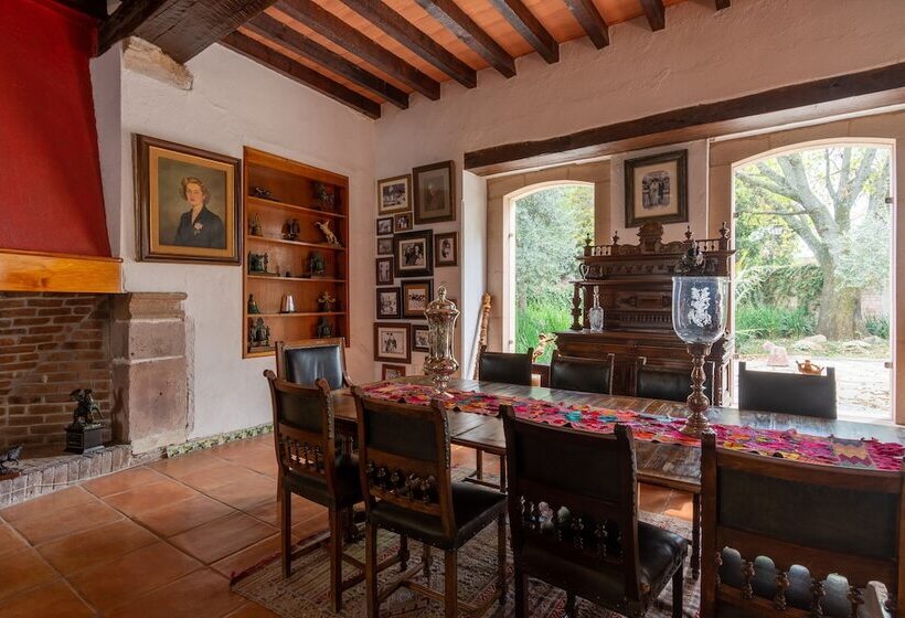 בית מלון כפרי Hacienda San Cristobal