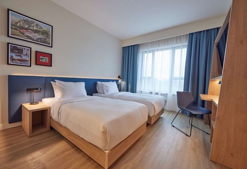 בית מלון כפרי Hampton By Hilton Poznań Swarzędz