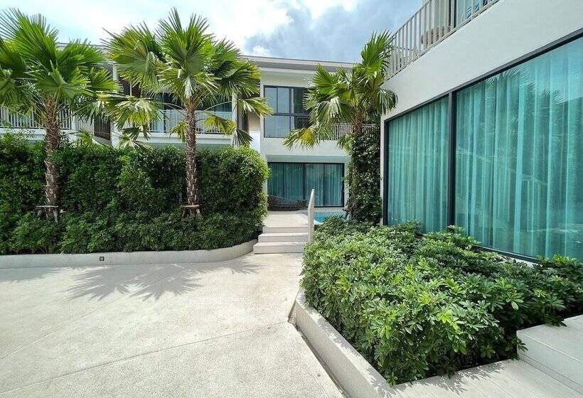 호텔 Infinity Aonang Krabi Sha Certified