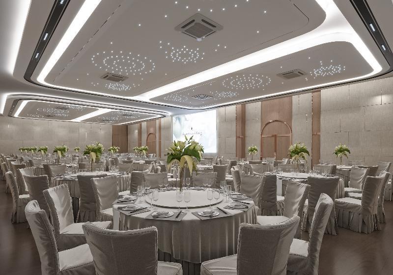 호텔 Infinity Aonang Krabi Sha Certified