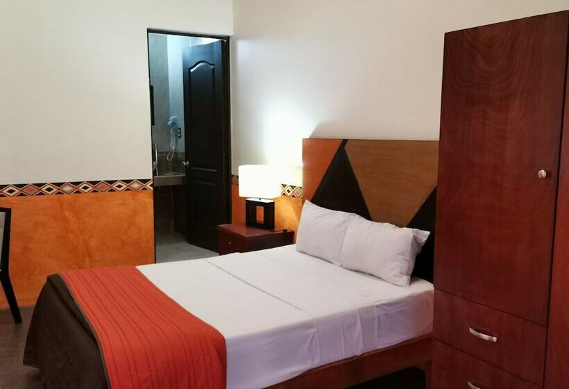 Отель Mesón Santa Clara