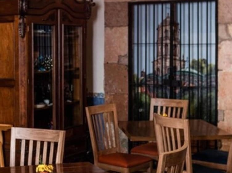 Отель Mesón Santa Clara