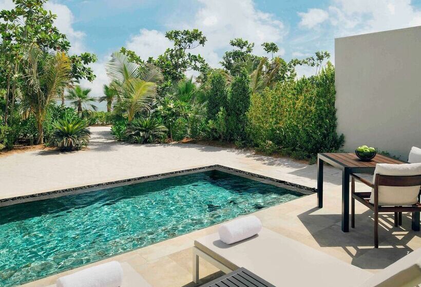 هتل Mövenpick Resort Al Marjan Island