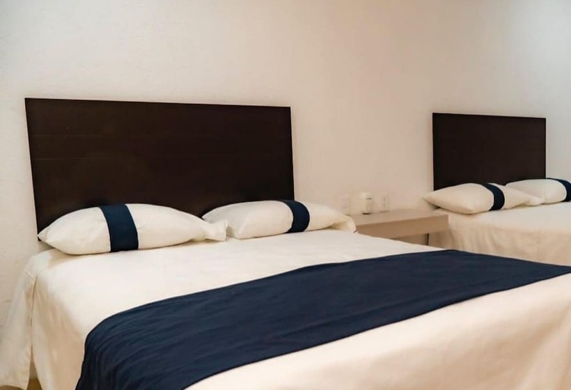 酒店 Suites Milán Room