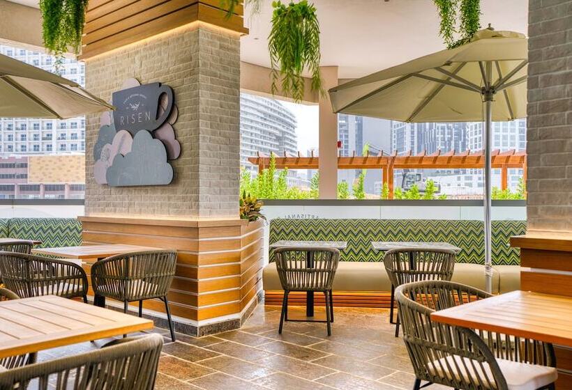 هتل The First Collection Business Bay