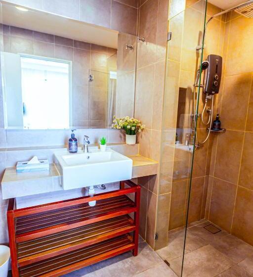 هتل Timurbay Beachfront By Perfect Host
