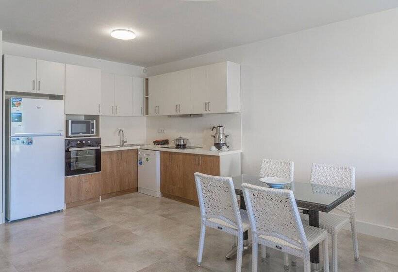 فندق Zef Residence