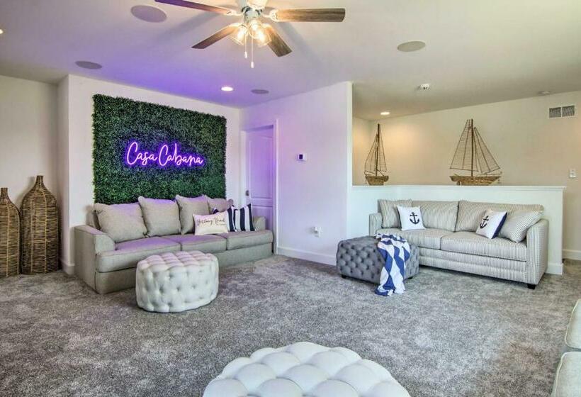 Ocean View Home With Beach Shuttle, 5 Mi To Coast!