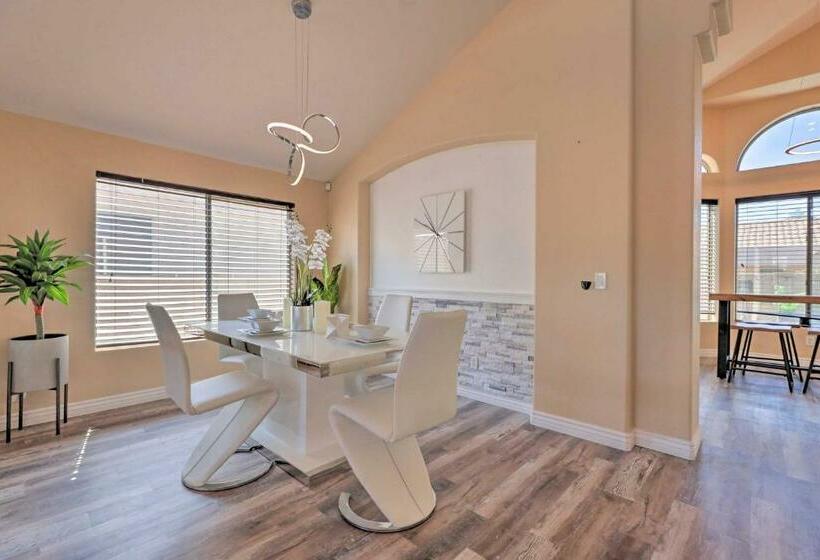 Luxe Gilbert Retreat With Private Pool And Game Room!