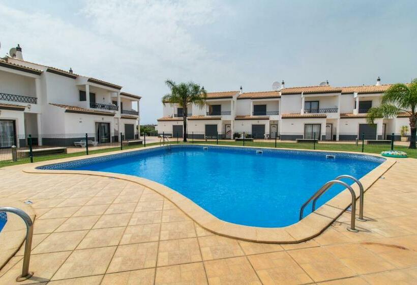 Magnólia O House Pool View & Privat Garden & Garage