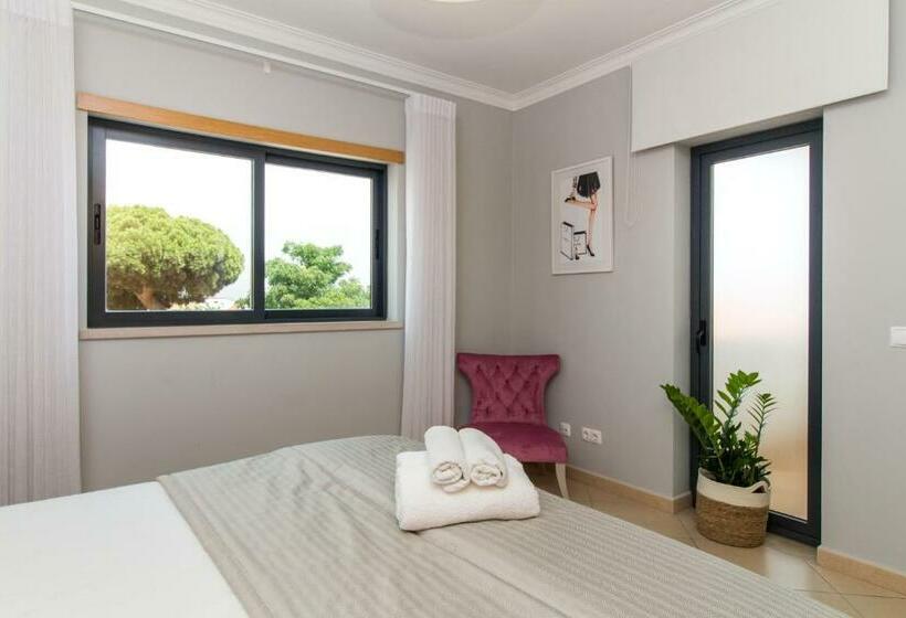 Magnólia O House Pool View & Privat Garden & Garage