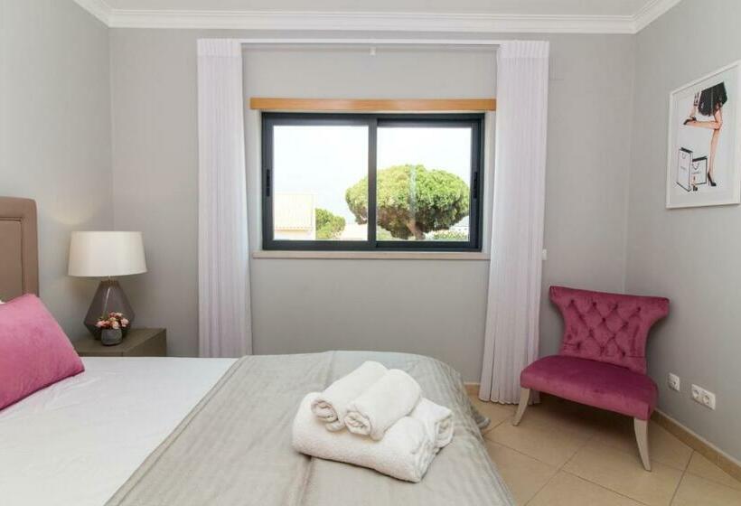 Magnólia O House Pool View & Privat Garden & Garage