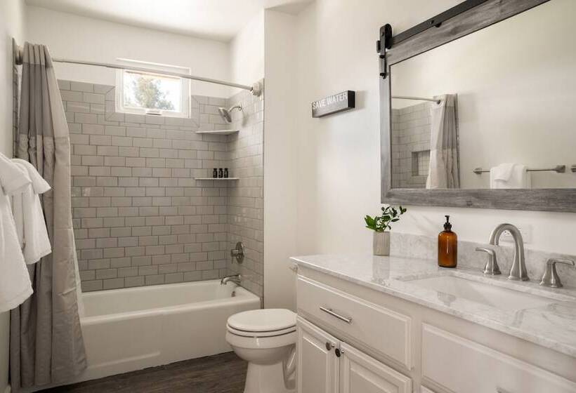 Merlot By Avantstay Exquisite Home W Pool And Stunning Patio