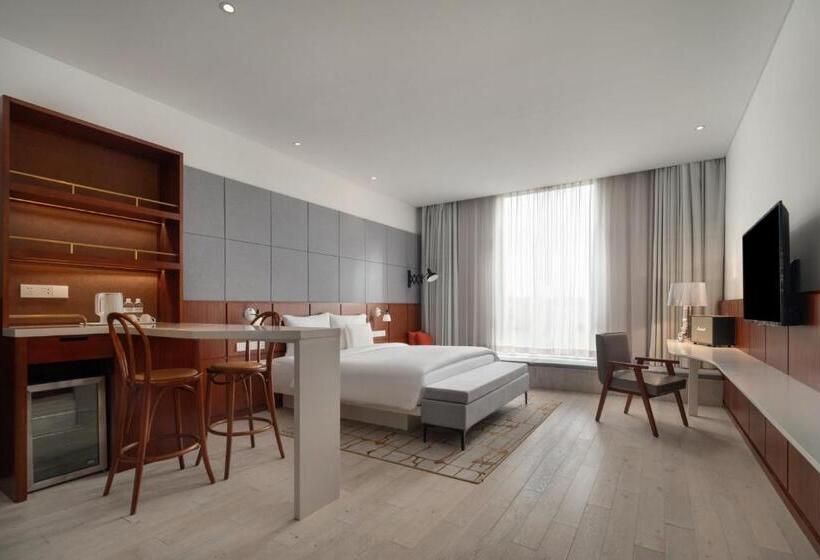 Novotel Shanghai Hongqiao Exhibition