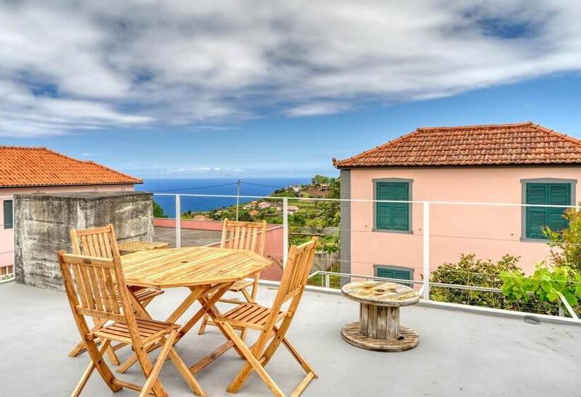 O Lagar Do Avô, A Home In Madeira