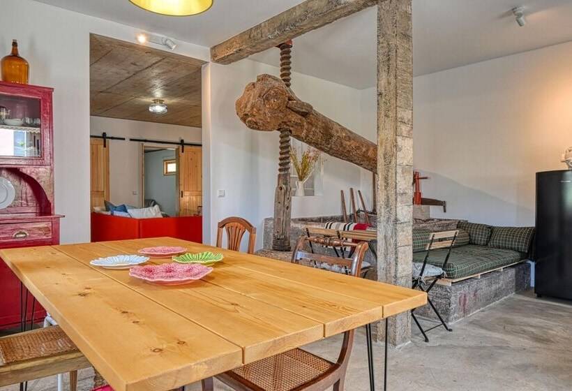 O Lagar Do Avô, A Home In Madeira