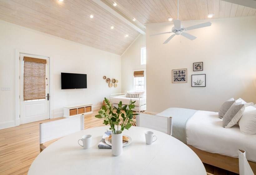 Parker By Avantstay Radiant Home W Stunning Design Close To Beach