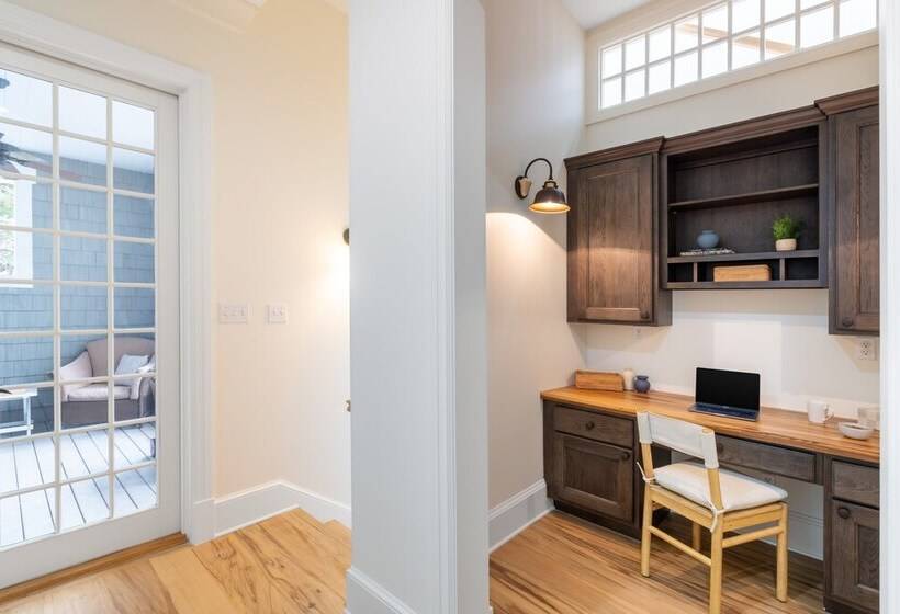 Parker By Avantstay Radiant Home W Stunning Design Close To Beach