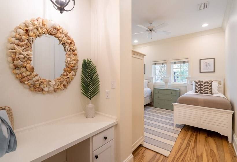 Parker By Avantstay Radiant Home W Stunning Design Close To Beach