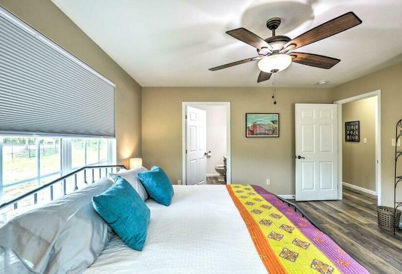 Pet Friendly Retreat Less Than 5 Mi To Bastrop Lake!