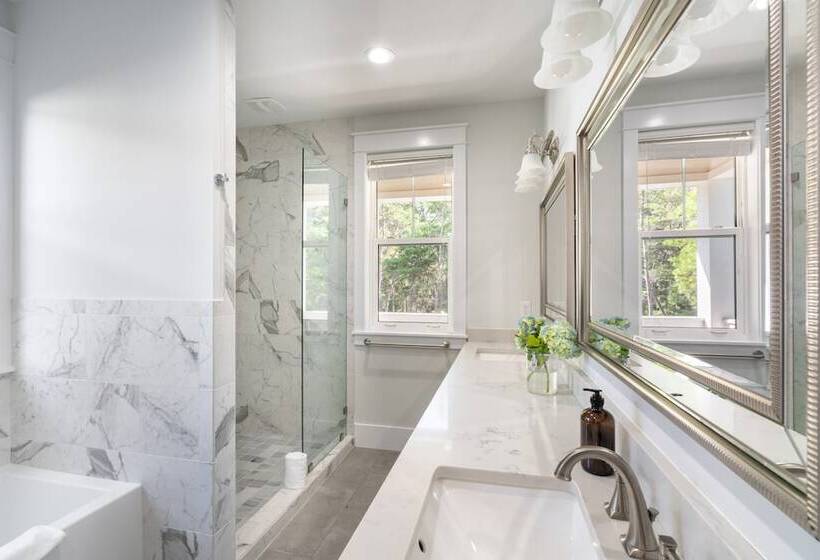 Ramona By Avantstay Sun Soaked Home W Lush Surroundings