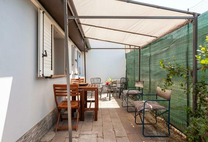 Sole&amore Apartment   By Host4u