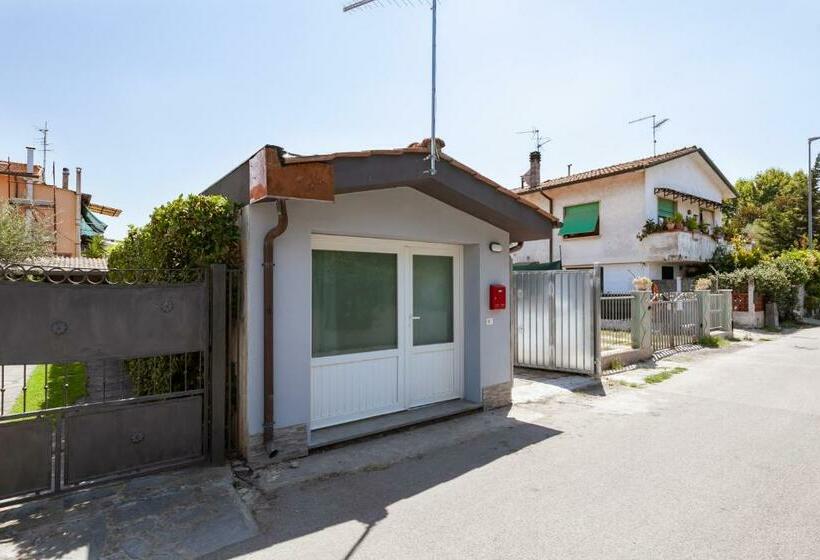 Sole&amore Apartment   By Host4u